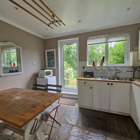 Molly Dishwasher Shepherds Hut Frant Dış mekan fotoğraf
