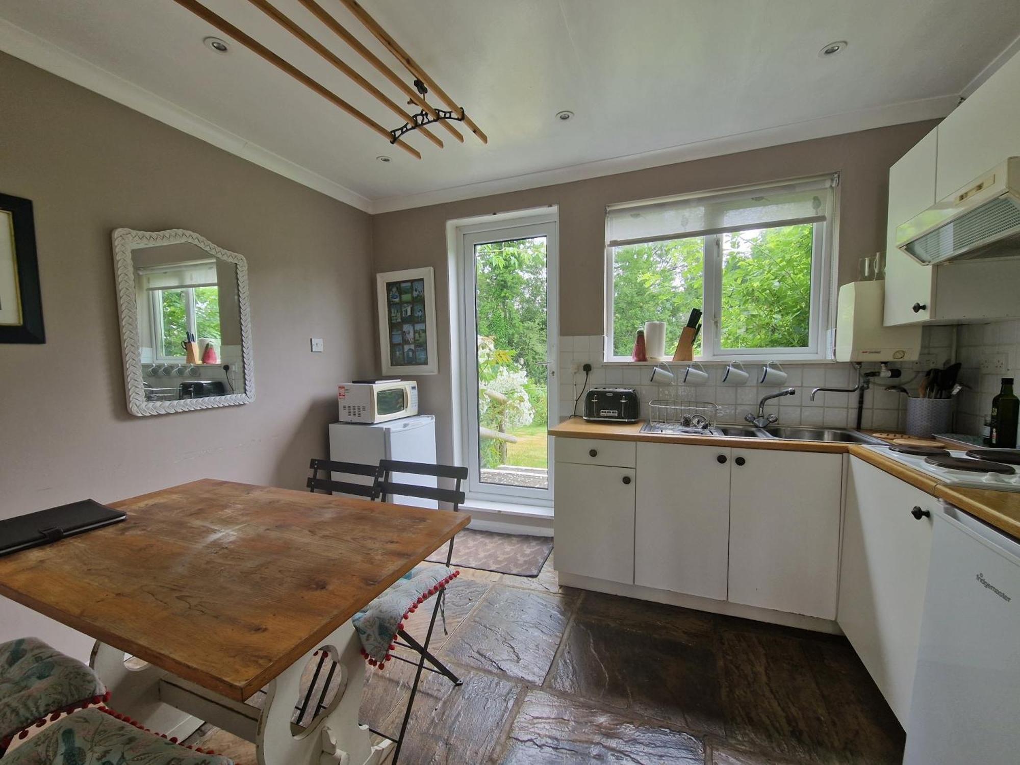 Molly Dishwasher Shepherds Hut Frant Dış mekan fotoğraf